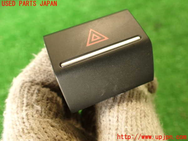 2UPJ-30986290]VW ザ･ビートル(16CBZ)ハザードスイッチ 中古_m0002.jpg