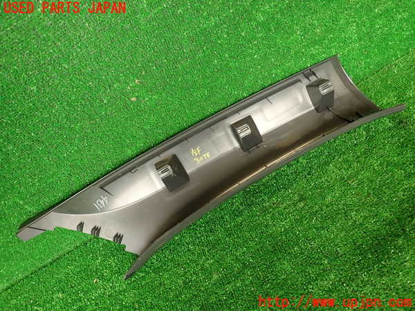 2UPJ-30987660]VW ザ･ビートル(16CBZ)左フロントピラートリム 中古_m0004.jpg