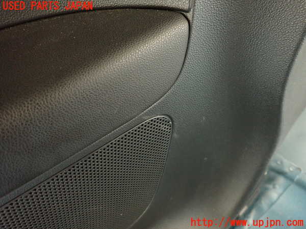 2UPJ-30987675]VW ザ･ビートル(16CBZ)右リアピラートリム 中古_m0004.jpg