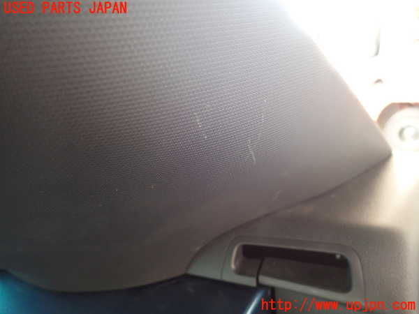 2UPJ-30987675]VW ザ･ビートル(16CBZ)右リアピラートリム 中古_m0005.jpg