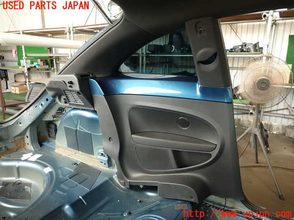 2UPJ-30987680]VW ザ･ビートル(16CBZ)左リアピラートリム 中古_m0001.jpg