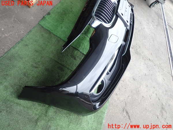 2UPJ-30991010]BMW 320d ツーリング(8C20)フロントバンパー 中古 (F31)_m0004.jpg