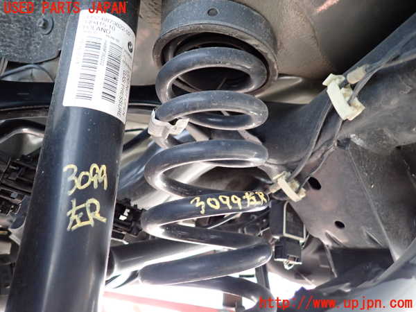 2UPJ-30995105]BMW 320d ツーリング(8C20)左リアスプリング 中古 (F31)_m0001.jpg