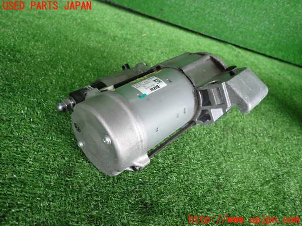 2UPJ-30996010]BMW 320d ツーリング(8C20)セルモーター 中古 (F31)_m0002.jpg