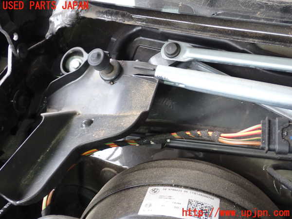 2UPJ-30996770]BMW 320d ツーリング(8C20)フロントワイパーモーター 中古 (F31)_m0003.jpg