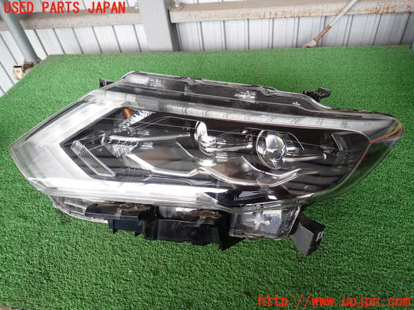2UPJ-31001132]エクストレイル(NT32)左ヘッドライト LED (ジャンク品) 中古_m0001.jpg