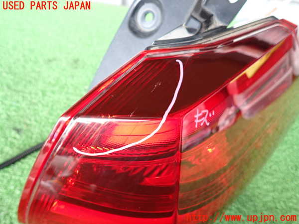 2UPJ-31001530]エクストレイル(NT32)右テールランプ 中古_m0002.jpg