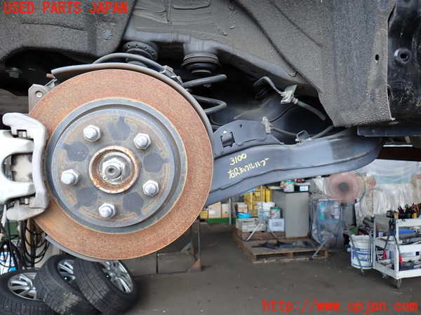 2UPJ-31004300]エクストレイル(NT32)右リアナックルハブ 中古_m0001.jpg