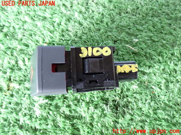 2UPJ-31006290]エクストレイル(NT32)ハザードスイッチ 中古_m0002.jpg