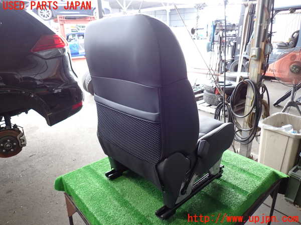 2UPJ-31007065]エクストレイル(NT32)助手席シート 中古_m0004.jpg