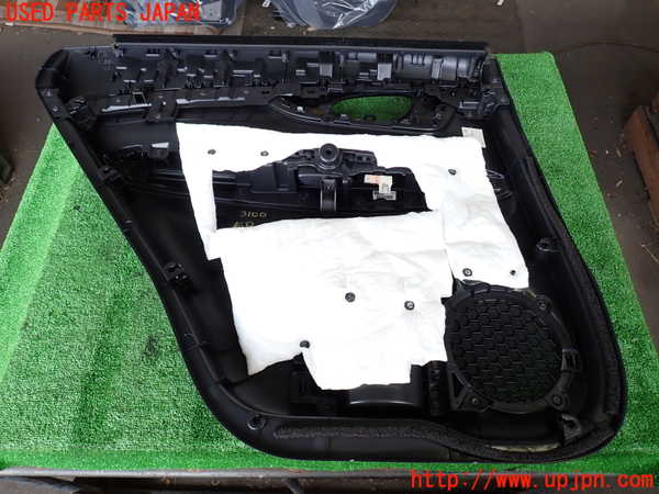 2UPJ-31001294]エクストレイル(NT32)右後ドア内張り 中古_m0004.jpg