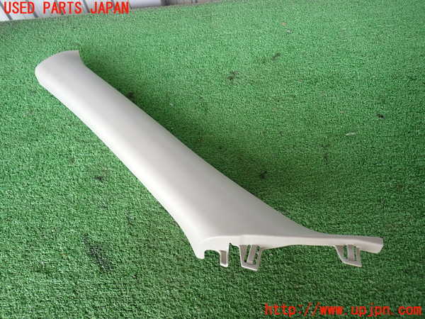 2UPJ-31007660]エクストレイル(NT32)左フロントピラートリム 中古_m0001.jpg