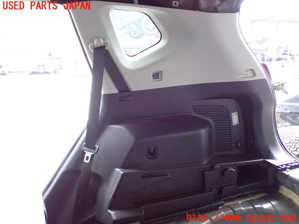 2UPJ-31007675]エクストレイル(NT32)右リアピラートリム 中古_m0001.jpg