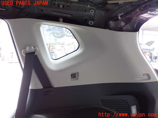 2UPJ-31007675]エクストレイル(NT32)右リアピラートリム 中古_m0002.jpg