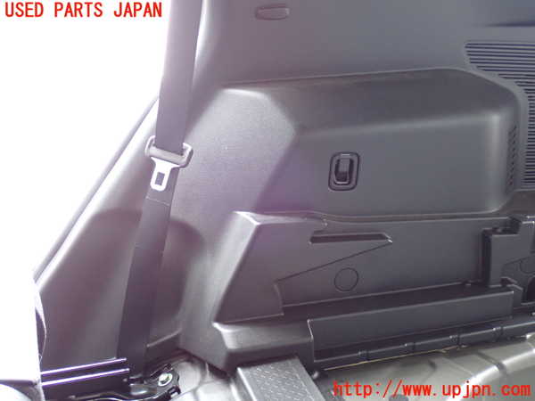 2UPJ-31007675]エクストレイル(NT32)右リアピラートリム 中古_m0003.jpg