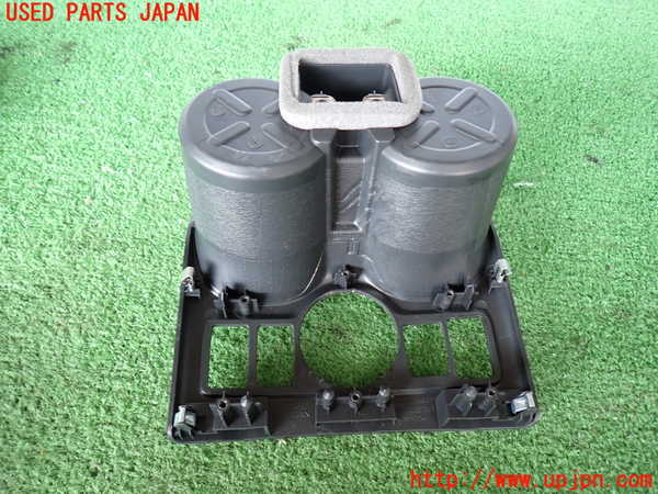 2UPJ-31007810]エクストレイル(NT32)ドリンクホルダー 中古_m0003.jpg