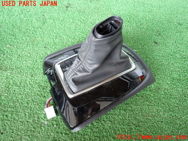 2UPJ-31007575]エクストレイル(NT32)シフトブーツ 中古_m0003.jpg