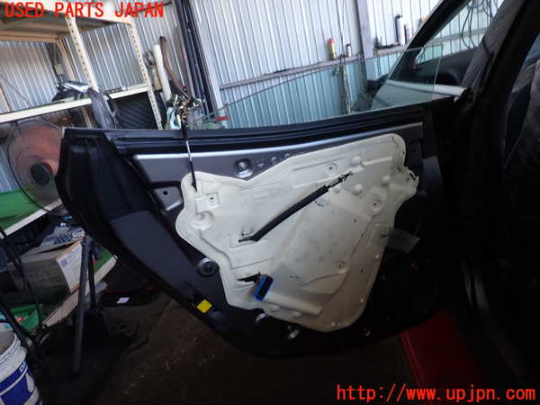 2UPJ-31011320]マセラティ・ギブリ(MG30D)左後ドア (43R-001106 M53) 中古_m0003.jpg