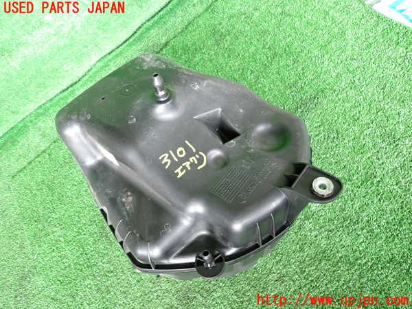 2UPJ-31012560]マセラティ・ギブリ(MG30D)エアクリーナーボックス 中古_m0004.jpg