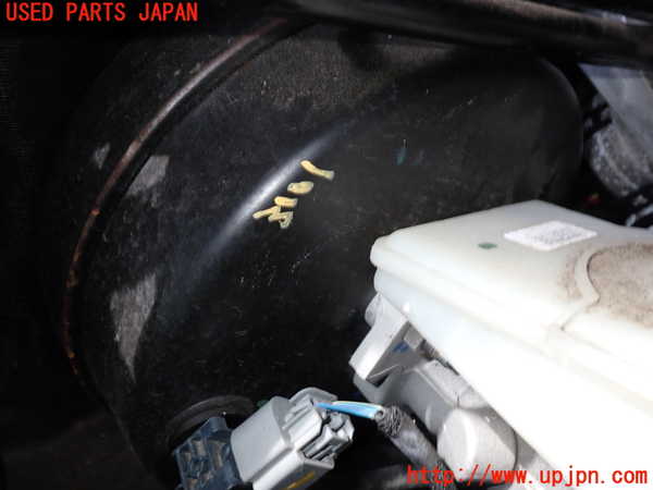 2UPJ-31014055]マセラティ・ギブリ(MG30D)ブレーキマスターバック 中古_m0001.jpg