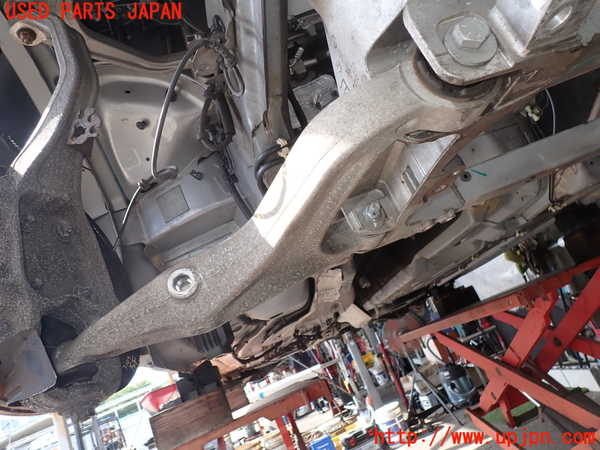 2UPJ-31015176]マセラティ・ギブリ(MG30D)右フロントロアアーム1 中古_m0001.jpg