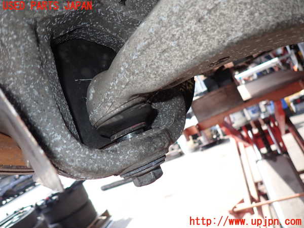 2UPJ-31015176]マセラティ・ギブリ(MG30D)右フロントロアアーム1 中古_m0002.jpg