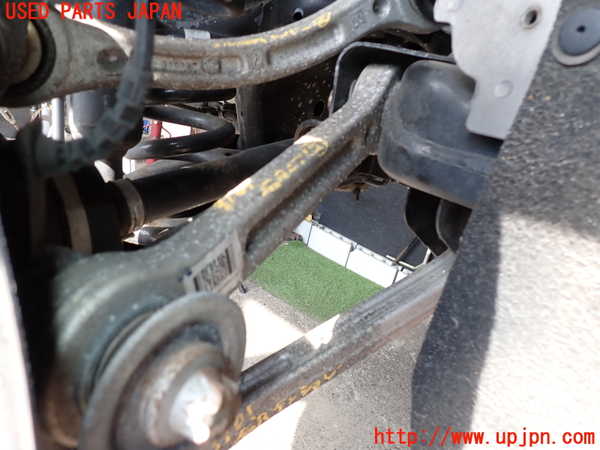 2UPJ-31015205]マセラティ・ギブリ(MG30D)右リアロアアーム2 中古_m0001.jpg