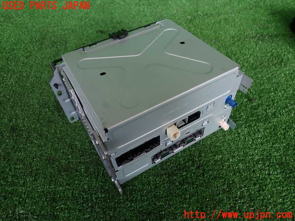 2UPJ-31016480]マセラティ・ギブリ(MG30D)CDプレーヤー 中古_m0002.jpg