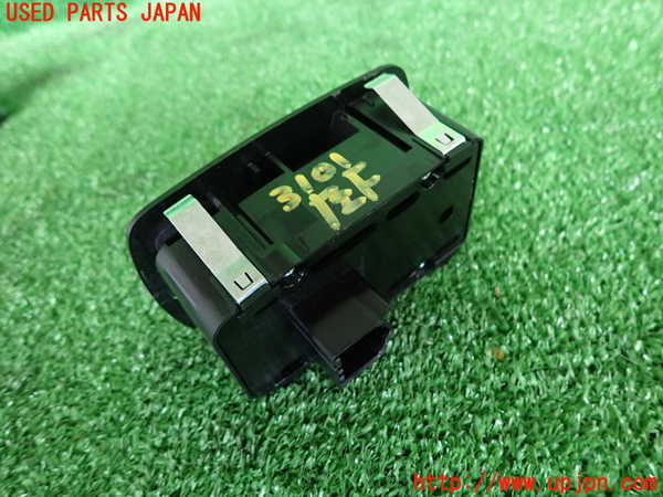 2UPJ-31016245]マセラティ・ギブリ(MG30D)左前パワーウィンドウスイッチ 中古_m0002.jpg