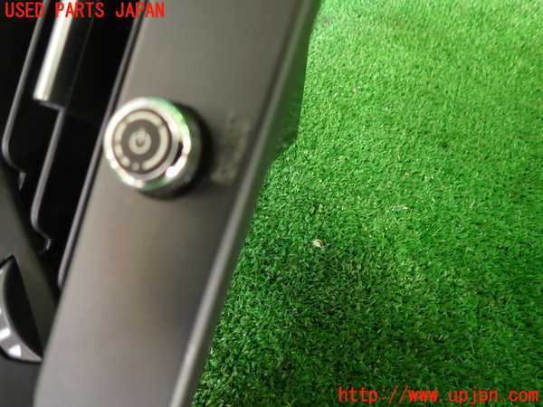 2UPJ-31017526]マセラティ・ギブリ(MG30D)エアコン吹き出し口1 真中 中古_m0003.jpg