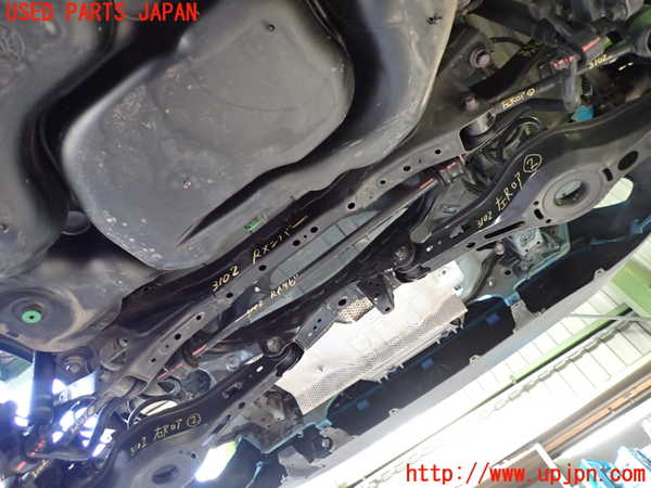 2UPJ-31025445]プリウスPHV(ZVW52)リアスタビライザー 中古_m0001.jpg