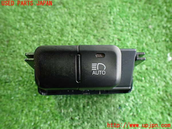 2UPJ-31026306]プリウスPHV(ZVW52)スイッチ1 (オートハイビーム アダプティブハイビーム) 中古_m0001.jpg
