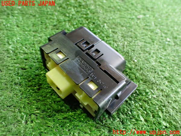 2UPJ-31026306]プリウスPHV(ZVW52)スイッチ1 (オートハイビーム アダプティブハイビーム) 中古_m0003.jpg