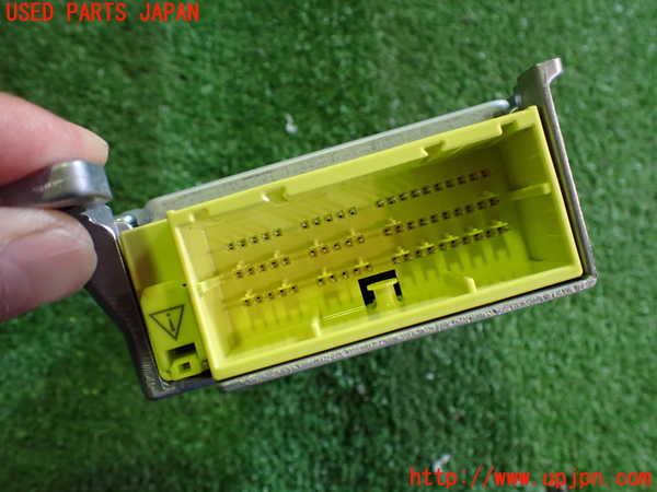 2UPJ-31026145]プリウスPHV(ZVW52)エアバッグコンピューター 中古_m0003.jpg