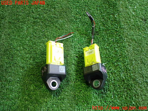 2UPJ-31026358]プリウスPHV(ZVW52)エアバッグセンサー3 (89831-28040) 中古_m0001.jpg