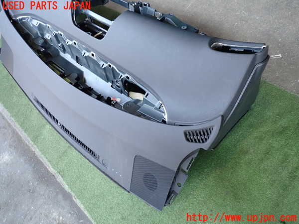 2UPJ-31027505]プリウスPHV(ZVW52)ダッシュボード 中古_m0003.jpg