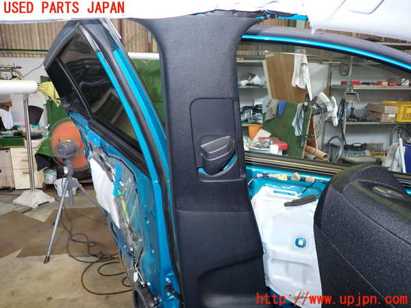 2UPJ-31027670]プリウスPHV(ZVW52)左センターピラートリム 中古_m0001.jpg