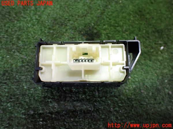 2UPJ-31036306]プリウスPHV(ZVW52)スイッチ1 (DRIVE MODE) 中古_m0002.jpg