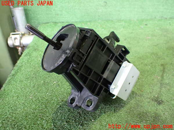 2UPJ-31037555]プリウスPHV(ZVW52)ATシフトレバー 中古_m0002.jpg