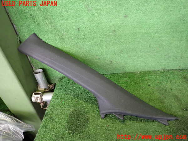 2UPJ-31037660]プリウスPHV(ZVW52)左フロントピラートリム 中古_m0001.jpg