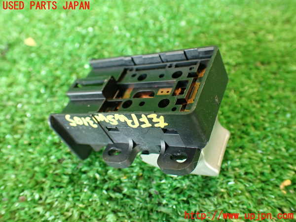 2UPJ-31056245]シビック タイプR(EP3)左パワーウィンドウスイッチ 中古_m0003.jpg