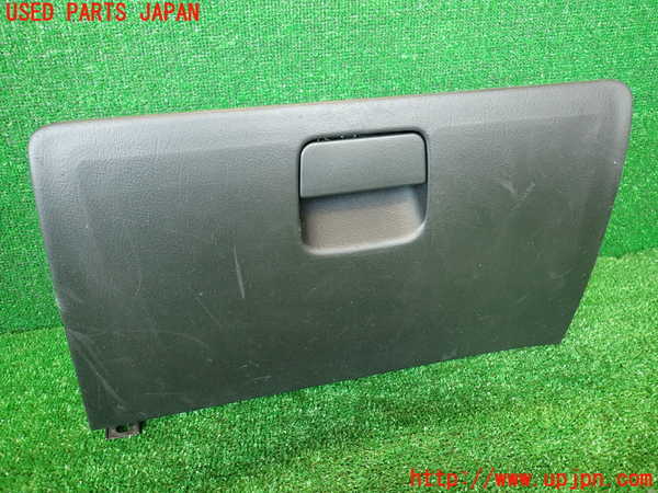2UPJ-31057516]シビック タイプR(EP3)グローブボックス1 中古_m0001.jpg