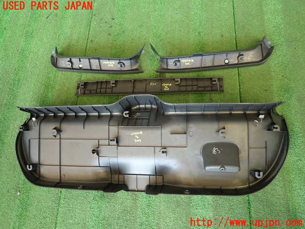 2UPJ-31051578]シビック タイプR(EP3)バックドア内張り 中古_m0005.jpg