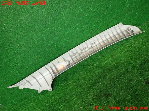 2UPJ-31057660]シビック タイプR(EP3)左フロントピラートリム 中古_m0004.jpg