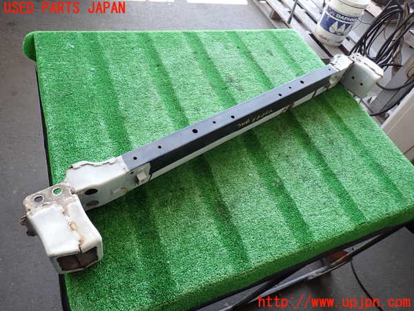 2UPJ-31061014]アコード ユーロR(CL7)フロントバンパーホースメント 中古_m0002.jpg