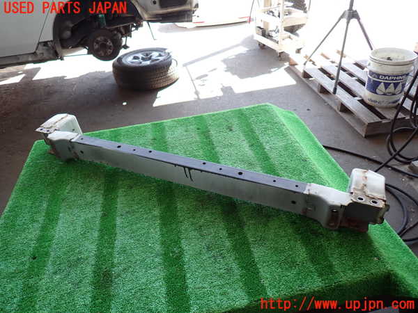 2UPJ-31061014]アコード ユーロR(CL7)フロントバンパーホースメント 中古_m0003.jpg