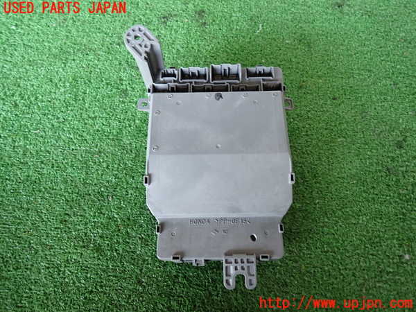 2UPJ-31066741]アコード ユーロR(CL7)ヒューズボックス1 中古_m0002.jpg