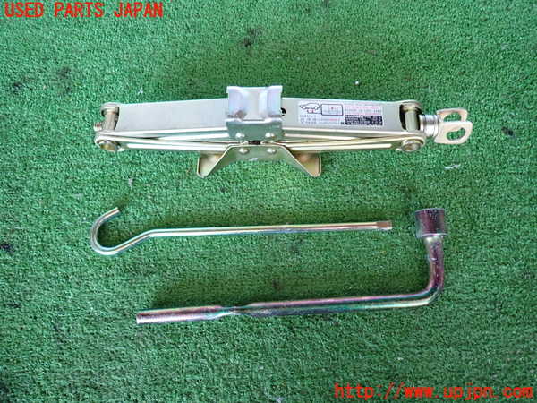 2UPJ-31067805]アコード ユーロR(CL7)車載工具 中古_m0001.jpg