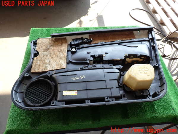 2UPJ-31061264]アコード ユーロR(CL7)左前ドア内張り 中古_m0004.jpg