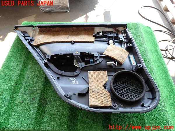 2UPJ-31061294]アコード ユーロR(CL7)右後ドア内張り 中古_m0004.jpg